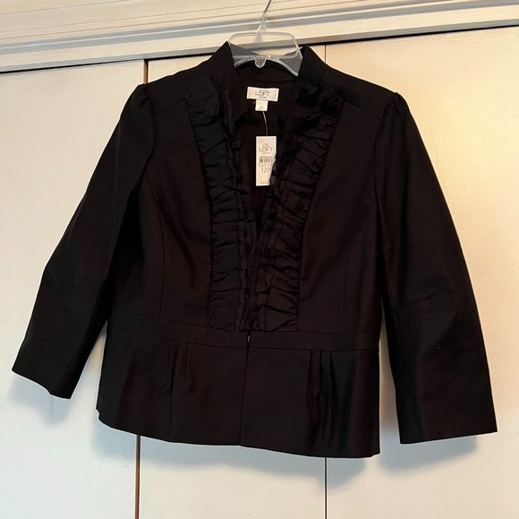 NWT! Loft Jacket Ruffle Front  - Fully Lined - Black - Size 12P - Picture 1 of 6